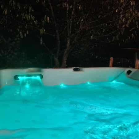 Gite 4 Etoiles La Belle Eau Calme Futeau Eksteriør billede